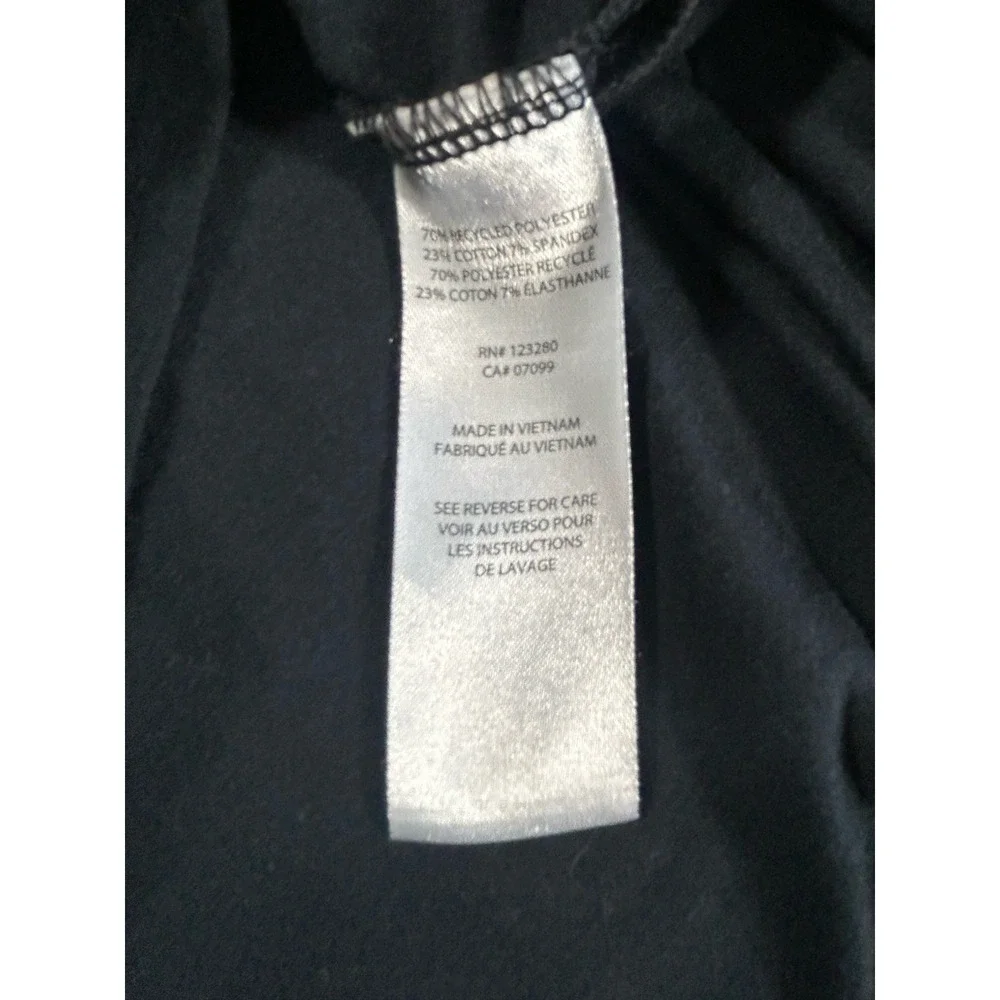 Travis Mathew Golf Polo Shirt Size XL Black Embroidered Rose‎